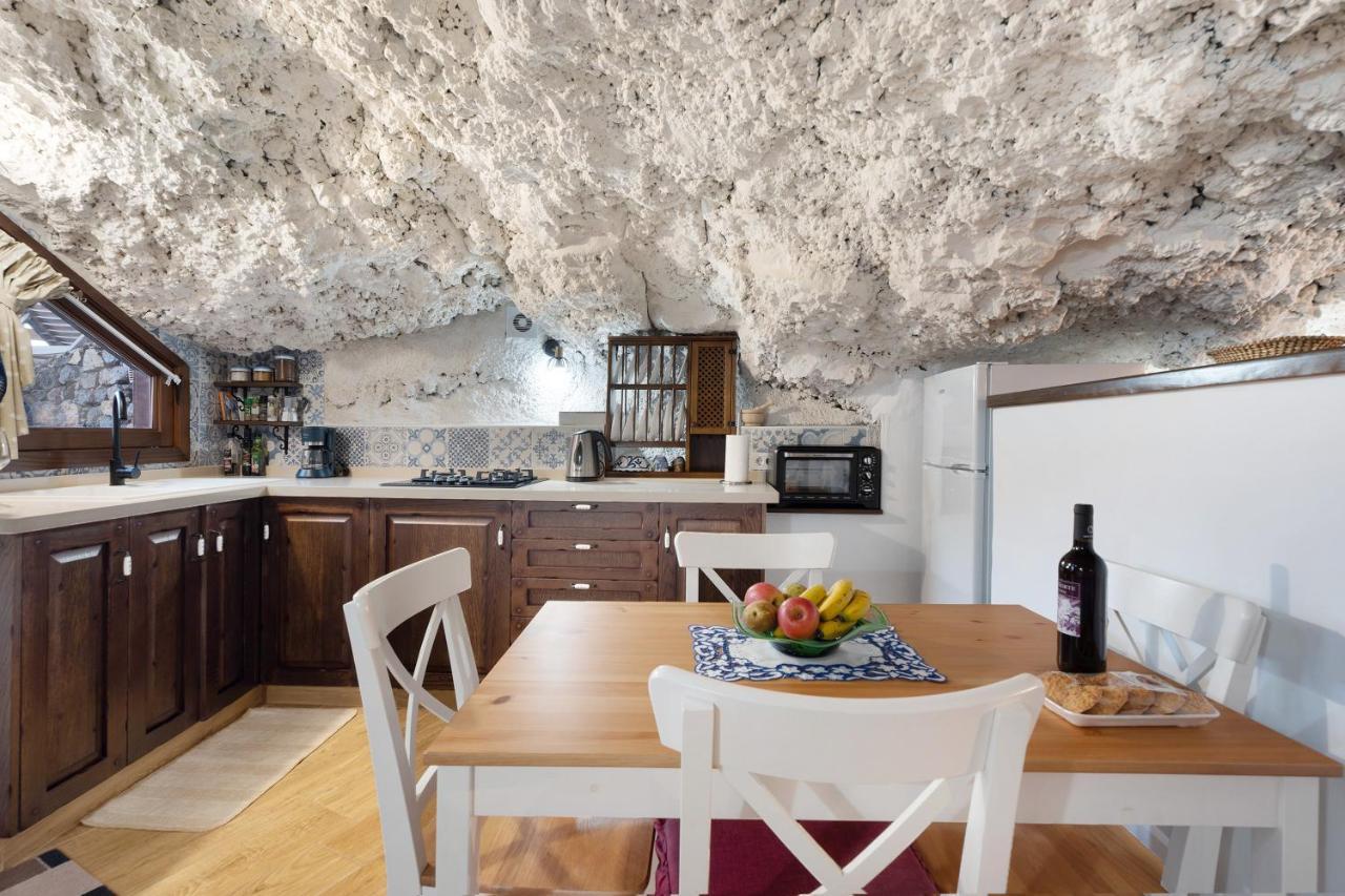 Cueva El Desvelo Apartment Tijarafe Luaran gambar